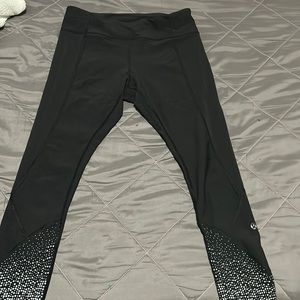 LULULEMON LEGGINGS!